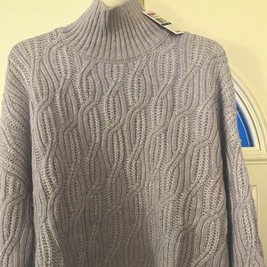 Vineyard Vines nwt XL lilac funnel neck sweater